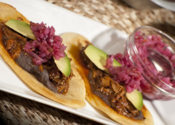 VIGOÉ y Chilam Balam te invitan a la cena de San Valentín