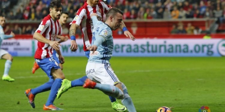 Aspas se luce ante Lopetegui y recibe sus felicitaciones