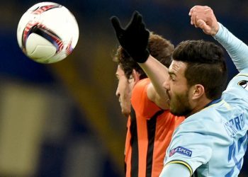 La cabeza de Cabral le da un épico billete para octavos al Celta