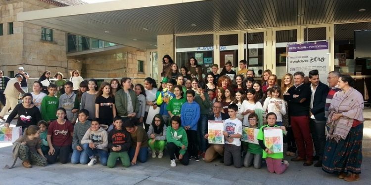 Carmela Silva lanza un «berro de optimismo» contra a lacra da violencia machista