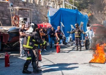 Marineros de toda Galicia se forman en seguridad en el Monte Real Club de Yates