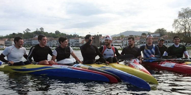 El Kayak Tudense viajó a Portugal para entrenar con el subcampeón olímpico Fernando Pimenta
