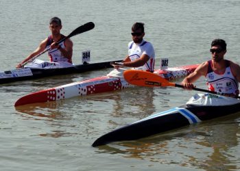 El Kayak Tudense, ante el día decisivo en la lucha por su 12º título nacional de invierno