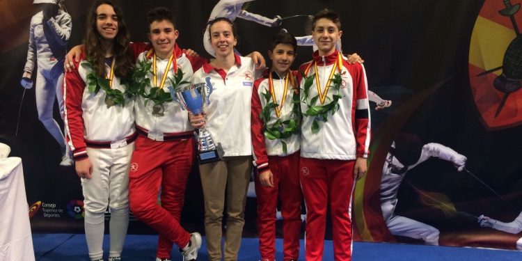 El Olivo, campeón de España infantil de florete masculino