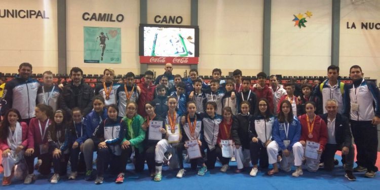 Nove medallas para os deportistas galegos no Campionato de España cadete