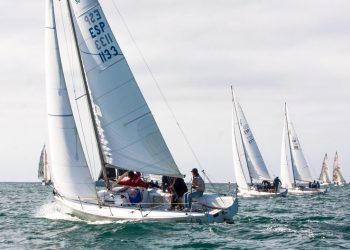 La Liga de Invierno Clase J80 se decide este sábado en Baiona