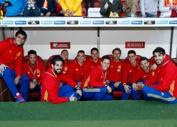 Aspas también regala goles para La Roja