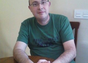 Una novela negra con inspector vigués y autor extremeño