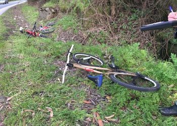 Atropellados dos ciclistas en Ponte Caldelas