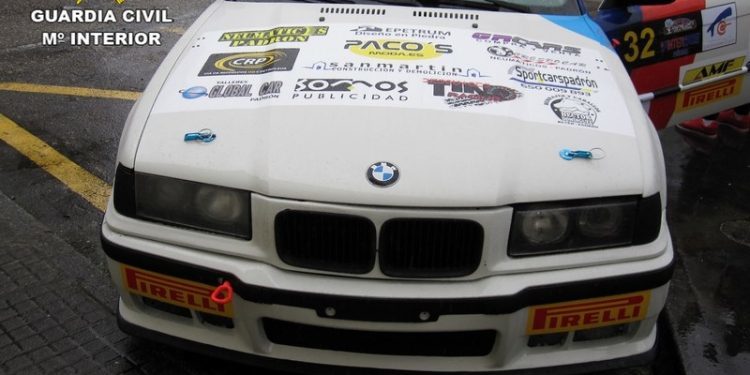 Tráfico localiza tres coches dados de baja compitiendo en el Rallymix de Cuntis