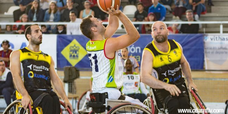 El Amfiv solo pudo plantar cara hasta el descanso al gigante Ilunion