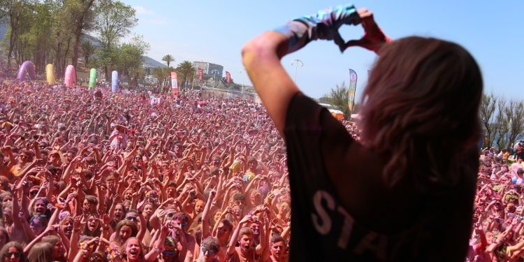 La carrera Holi Run vuelve a Vigo