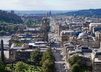 Escapada “low cost” de cuatro días a Edimburgo en vuelo directo desde Vigo