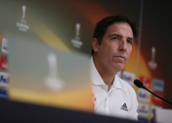 «Si Mouriño cree que salir de Vigo es lo necesario para seguir creciendo, estoy con la idea»