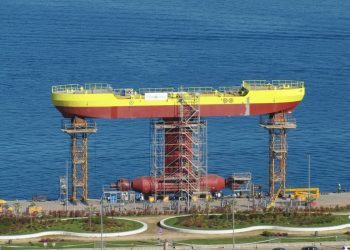 Botadura da plataforma mariña Magallanes Renovables