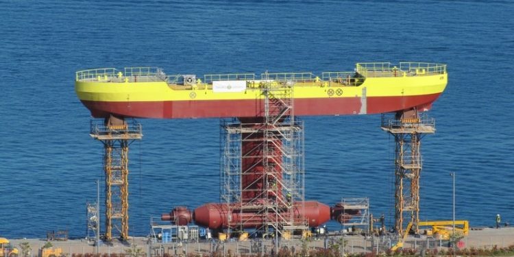 Botadura da plataforma mariña Magallanes Renovables