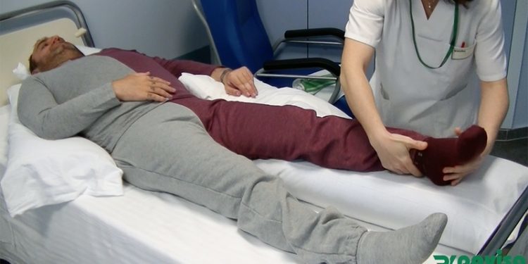 Povisa produce más de un centenar de vídeos sobre cuidados al paciente en casa