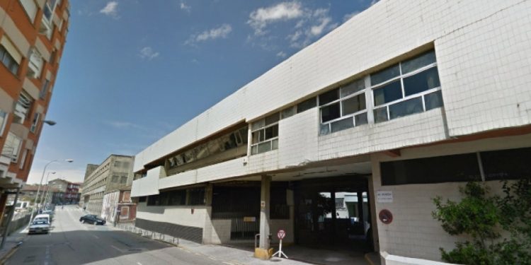 Incendio intencionado en la nave de La Artística en Vigo