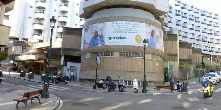 Fallece en el hospital el vecino de Cangas que se disparó en un hombro