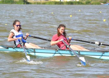 El Náutico de Vigo logra dos victorias de prestigio en Portugal