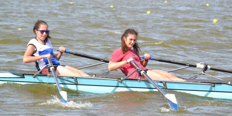 El Náutico de Vigo logra dos victorias de prestigio en Portugal