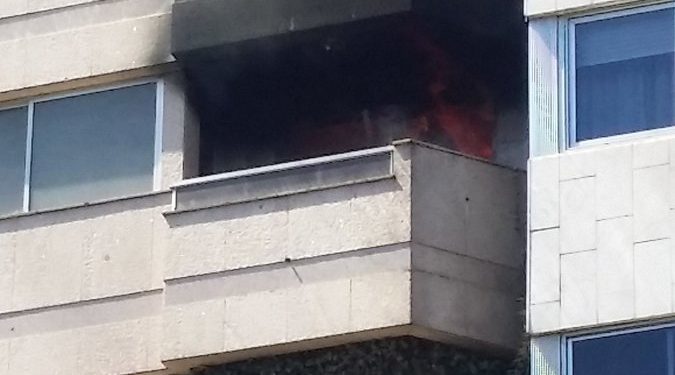 Incendio en el centro de Redondela