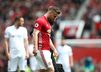 El United llegará a Vigo sin centrales y con 111 millones en la enfermería