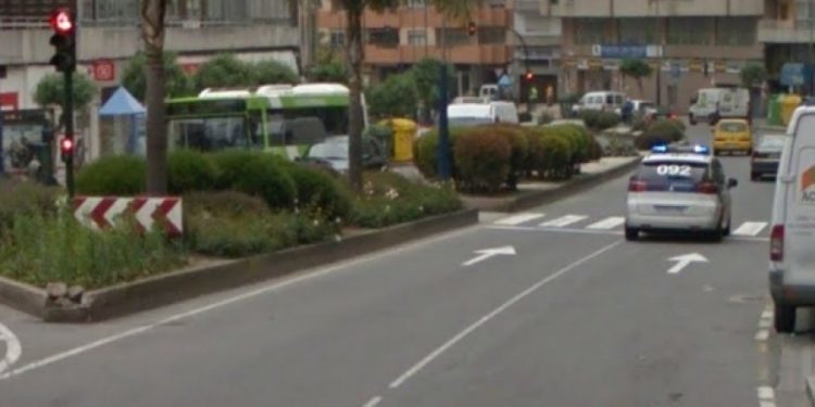Identificado un menor de edad por intentar atracar a otro en Vigo