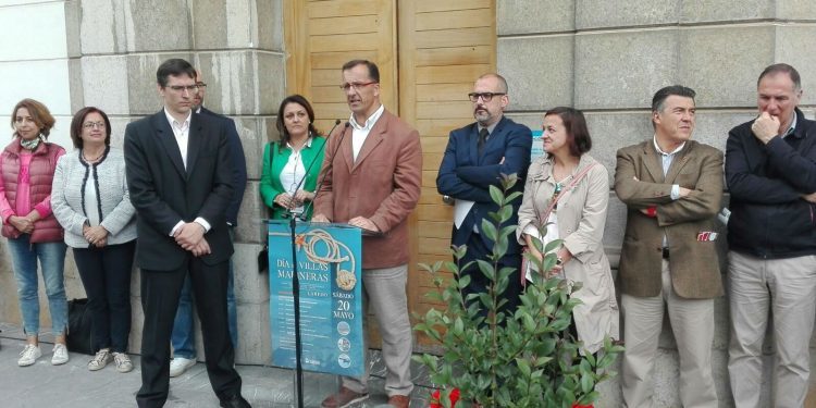 Baiona propone a María Castro como candidata al Premio «Villas Marineras»