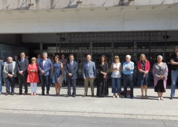 Vigo garda un minuto de silencio en memoria das vítimas do atentado de Manchester