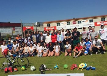 Coruxo e Deputación ofrecen catro campus para 1.000 nenos