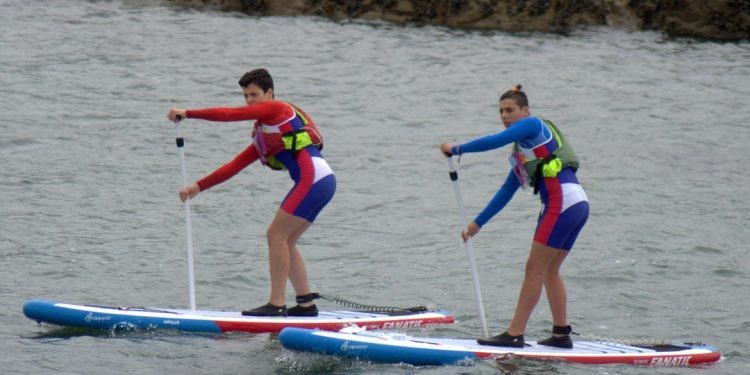 Bouzas acoge este sábado la tercera regata de la Liga Gallega de kayak de mar