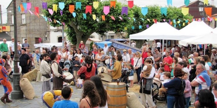 Sabarís revive o seu primeiro mercado medieval