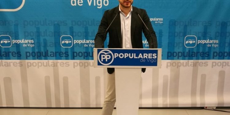 Dorado: «Caballero ha instalado al Gobierno municipal en las cloacas de Vigo»