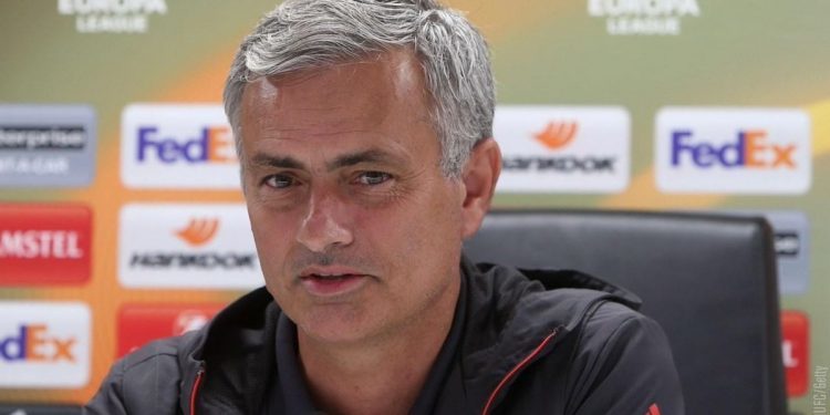 Mourinho: «El Celta no está aquí para disfrutar, está para ganar»