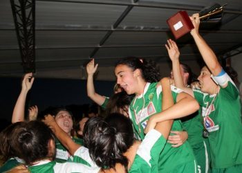 La Copa Vigo conocerá este domingo el primer finalista femenino
