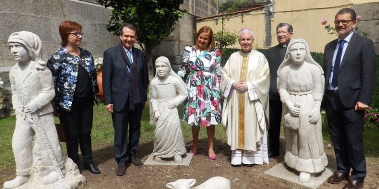 Os pastores de Fátima xa lucen en Vigo
