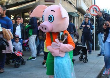 Ducias de asistentes, galego e un porquiño agarimoso