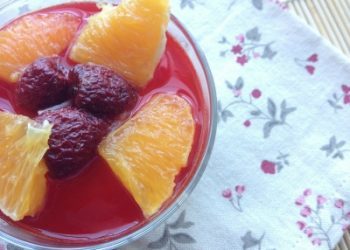 Panna Cotta de naranja {con frutos rojos}