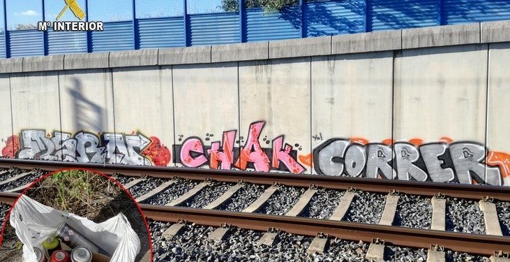 La Guardia Civil sorprende a tres jóvenes haciendo un grafiti en el túnel del AVE en Portas