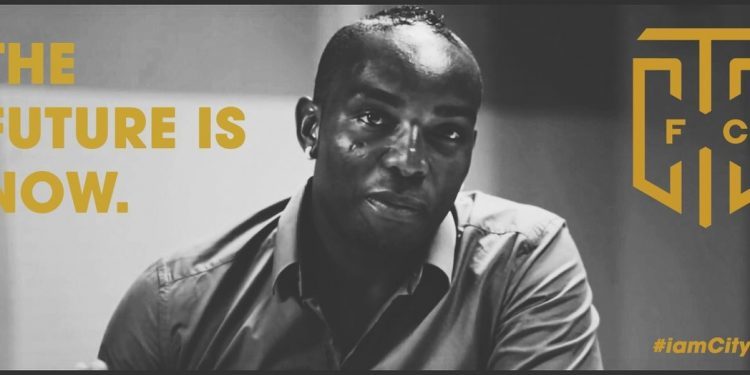 Benni McCarthy inicia su carrera como entrenador fichando por el Cape Town
