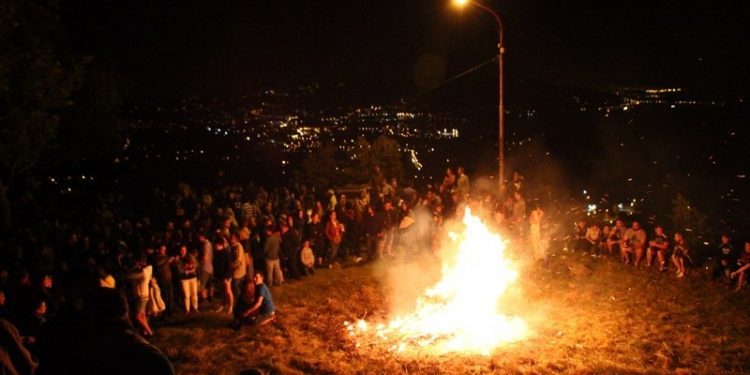 A tradición dos Fachos chega cedo en 2017