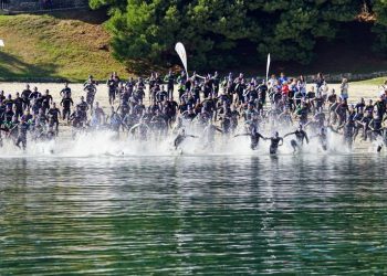 Abierto el plazo de inscripción para participar  en el III Vertiatlón Solidario de Baiona