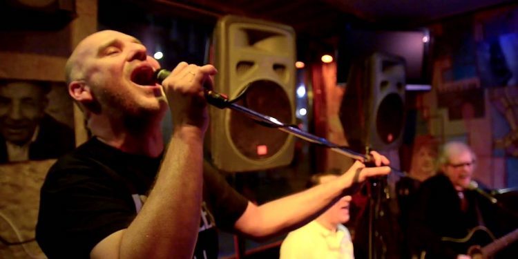 Baiona convértese nun escenario ao aire libre con 14 concertos gratuítos na rúa