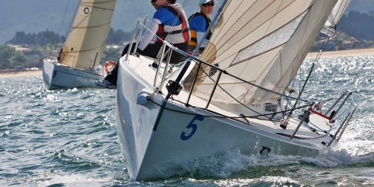 De Baiona a Ons a por el campeonato gallego