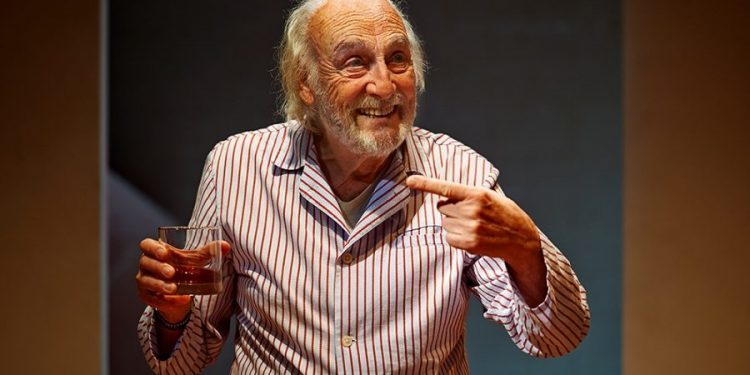 La obra ‘El padre’ llega a Vigo con Héctor Alterio como gran protagonista