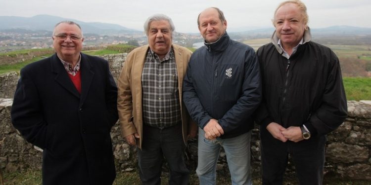 Vigo toma el relevo a Fouesnant para organizar el Europeo de Láser