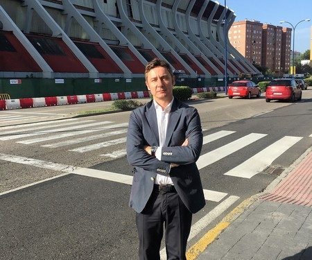 «Más que al Guggenheim, la reforma de Balaídos se parece a la torre de Pisa»