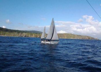 O veleiro Laion de Cogami inicia a tempada de verán na Mariña Lucense