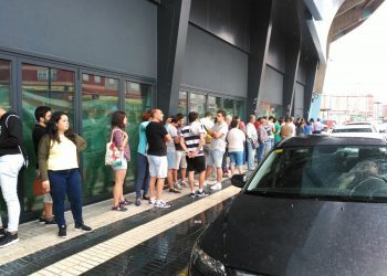 Colas de dos horas en Balaídos para renovar o dar de alta el abono